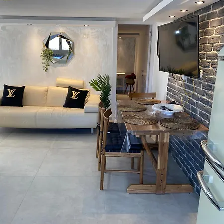 Ferienwohnung אחוזת מירבר Tiberias Exterior foto