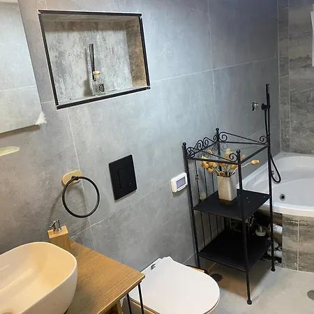 Ferienwohnung אחוזת מירבר Tiberias Exterior foto