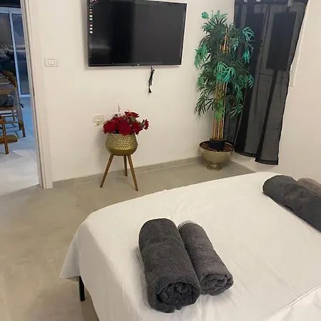 Ferienwohnung אחוזת מירבר Tiberias Exterior foto