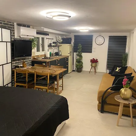 Ferienwohnung אחוזת מירבר Tiberias Exterior foto