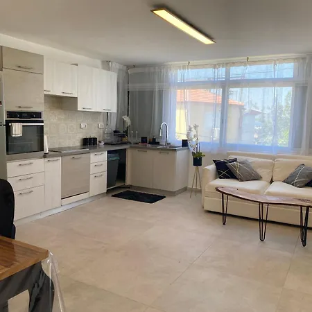 Ferienwohnung אחוזת מירבר Tiberias Exterior foto
